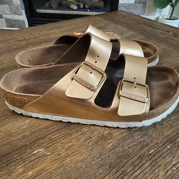 Birkenstock - Metallic Sandals - Picture 4 of 5